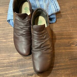 Naot Brown Leather Shoes